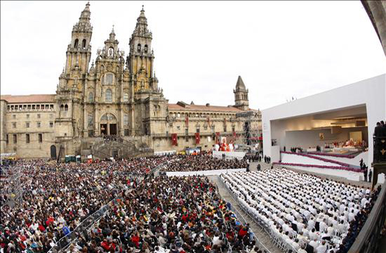 Misa en la visita del Papa a España