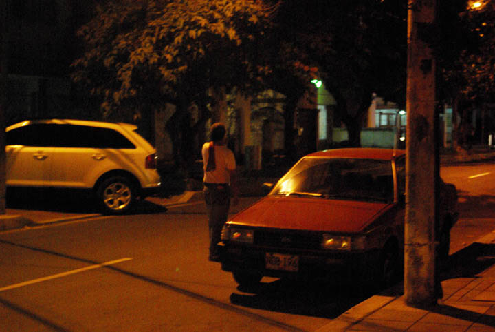 Cuidadores de carros Barrio Granada Cali