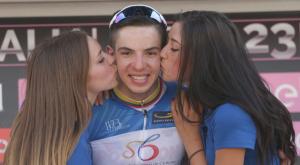 Hodeg, mejor rematador intermedio en el Giro de Italia Sub-23