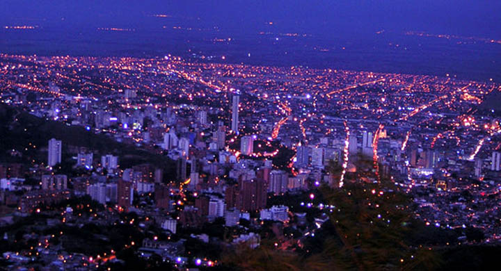 Cali_Noche_desde_Cristo_Rey_720_ppal