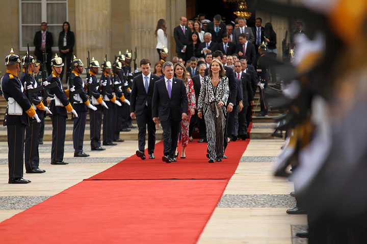 PRESIDENTE-SANTOS-CAMINO-AL-CONGRESO