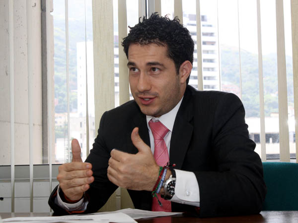 Juan Fernando Reyes Kuri a la Cámara de Representantes