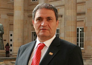 Ex senador César Tulio Delgado