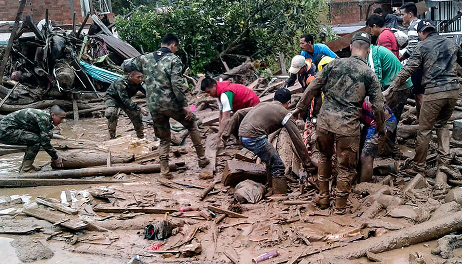 Desgarradoras imágenes de la avalancha en Mocoa, mas de 314 muertos.