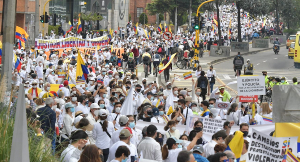 Las marchas de miles de personas