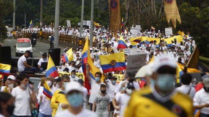 El paro indefinido no tiene futuro