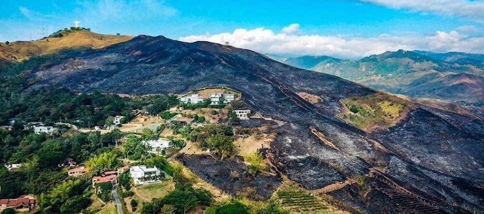Desempleo, desigualdad social y deterioro del medio ambiente