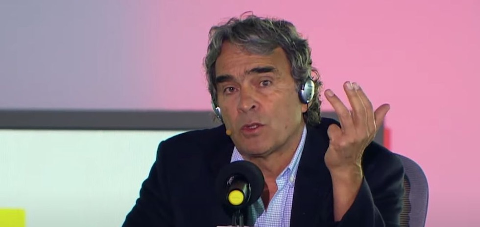 Los presidenciables contra Ospina