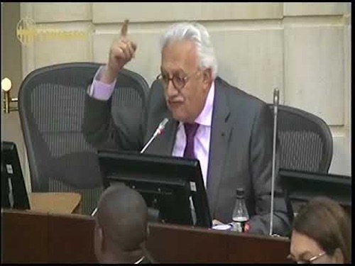 Petro busca socavar la institucionalidad: Everth Bustamante