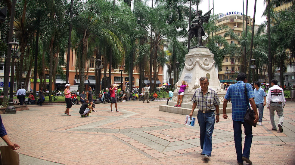 Caliescribe 11 años de aportes a la ciudad